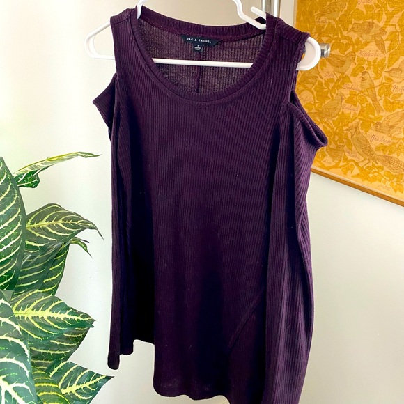 Zac & Rachel cutout shoulder deep purple Sweater - Picture 2 of 3